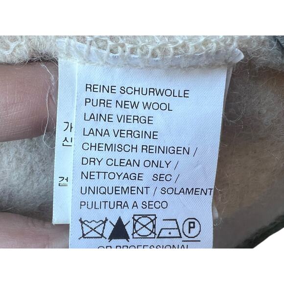 Isabella G Vintage Embroidered Wool Button Up Austrian Floral Cardigan Size XL - Picture 4 of 9